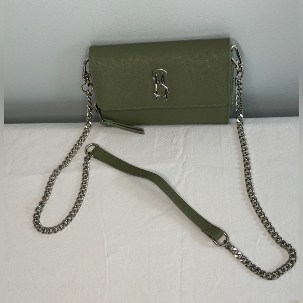 Steve Madden Women's Bcarina Crossbody Wallet